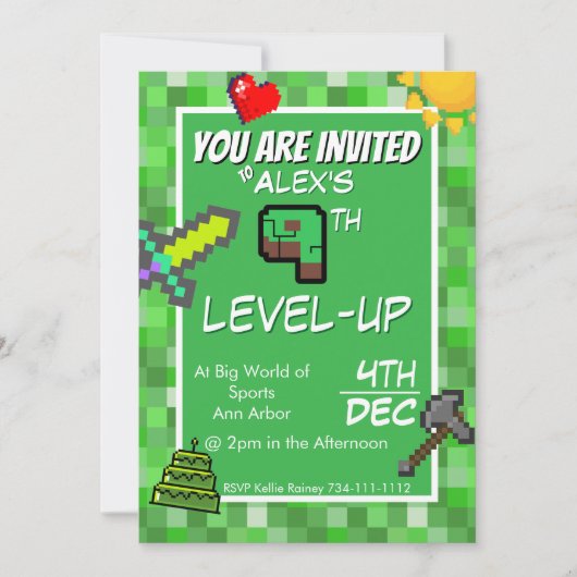 Gamer's Birthday Invitation Green Pixels 招待状 (正面)