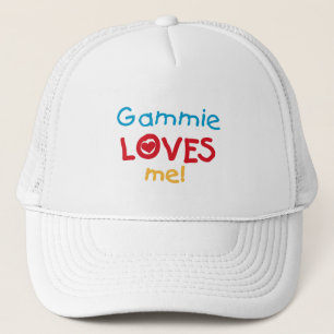 Gammie Loves Me Tシャツとギフト キャップ