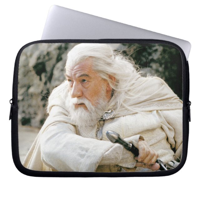 GANDALF™白と剣 ラップトップスリーブ (正面)