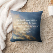 Gandhi感動的引用文について救済 クッション (ブランケット)