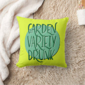 Garden Variety Drunk Recovery Slogan クッション (ブランケット)