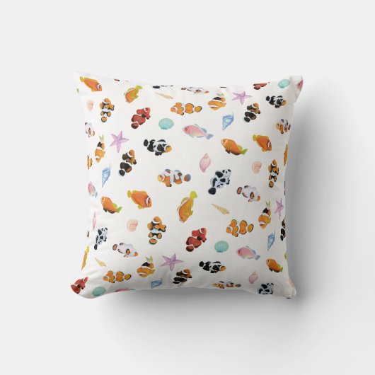 Gathering of Clownfish | Ocean Art Design クッション (正面)
