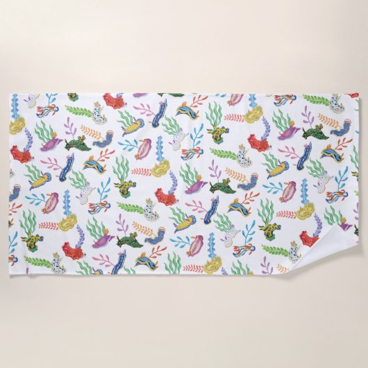 Gathering of Nudibranchs | Ocean Art Design ビーチタオル (正面)