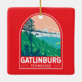 Gatlinburg Tennessee Travel Art Emblem セラミックオーナメント (裏面)