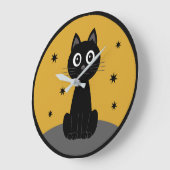Gato negro sentado viendo las estrellas ラージ壁時計 (傾斜)