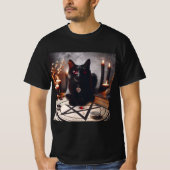 Gato Satánico: El Guardián de la Oscuridad Tシャツ (正面)