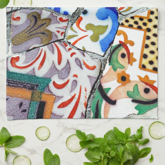 Gaudiの公園のGuellのモザイク・タイル キッチンタオル (折り畳み)