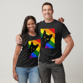 Gay Pride Cat LGBT Rainbow Flag LGBTQ Cat Mom Cat Tシャツ (ユニセックス)