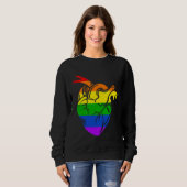 Gay Pride Flag Heart LGBTQ Trans Lesbian Queer Pri スウェットシャツ (正面フル)