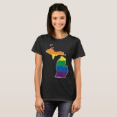 Gay Pride Flag  Michigan State Map  Rainbow Stripe Tシャツ (正面フル)