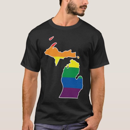 Gay Pride Flag  Michigan State Map  Rainbow Stripe Tシャツ (正面)