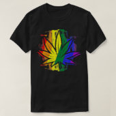 Gay Pride - LGBTQ Stoner - Pot Leaf - Rainbow Flag Tシャツ (デザイン正面)