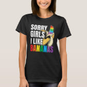 Gay Pride Rainbow LGBTQ Awareness LGBT Rights Equa Tシャツ (正面)