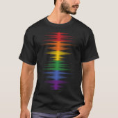 Gay Pride Rainbow Sound Waves  LGBTQ Tシャツ (正面)