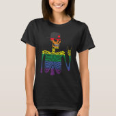 Gay Pride Rocker Skeleton Rainbow Flag Lgbtq Rock  Tシャツ (正面)