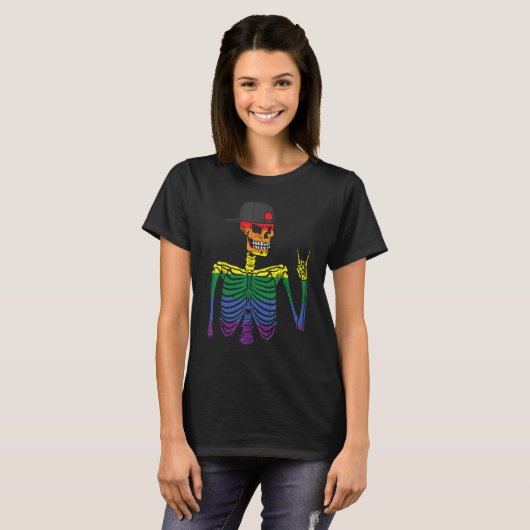 Gay Pride Rocker Skeleton Rainbow Flag Lgbtq Rock  Tシャツ (正面フル)