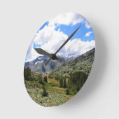 Gaylor Lakes Trail、Tioga Pass、Yosemite、CA ラウンド壁時計 (傾斜)