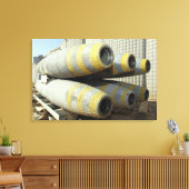 GBU-12爆弾6個がラックに入っている キャンバスプリント (インサイチュ (リビング))