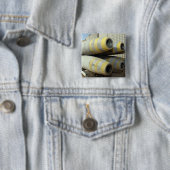 GBU-12爆弾6個がラックに入っている 缶バッジ (インサイチュ)