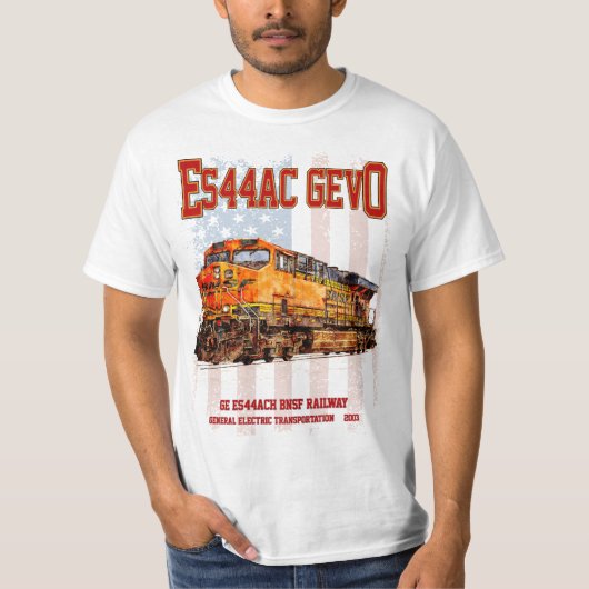 GE ES44AC GEVO機関車とアメリカ国旗 Tシャツ (正面)