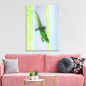 Gecko in Hawaii - Vertical Canvas キャンバスプリント (インサイチュ (リビング))
