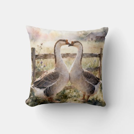 Geese in Love Throw Pillow クッション (正面)