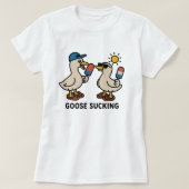Geese Licking Ice Cream; Cute and Silly Goose Tシャツ (デザイン正面)