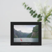 Geiranger fjord (ノルウェー国旗の黒いはがき) ポストカード (スタンド正面)