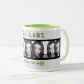 GENの実験室のクローンのマグ ツートーンマグカップ (正面右)