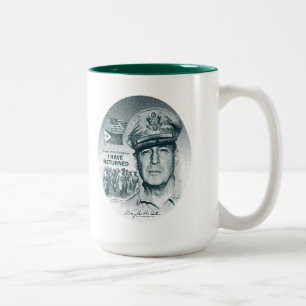 Gen. MacArthur Iは戻りました(青緑色のプリント) ツートーンマグカップ
