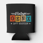 Gen X世代Gen Xer 1977 Gen X生まれ誕生日 缶クーラー (裏面)