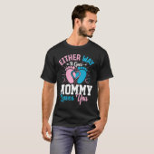 Gender Announcement  Either Way it Goes Mommy Love Tシャツ (正面フル)