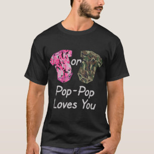 Gender Reveal ポップ・アートの Pinkまたポップ・アートのはGreen Camofl Tシャツ