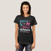Gender Reveal Boots or Bows Nana Matching Baby Par Tシャツ (正面フル)