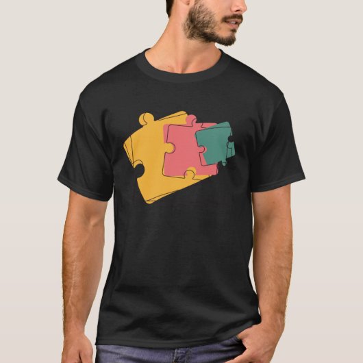 Genealogy Is Like Doing A Jigsaw Puzzle Genealogis Tシャツ (正面)