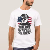 General Douglas MacArthur | WW2 Quote  Tシャツ (正面)
