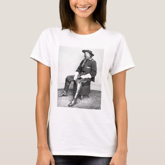 General George A. Custer (b/w photo) Tシャツ (正面)