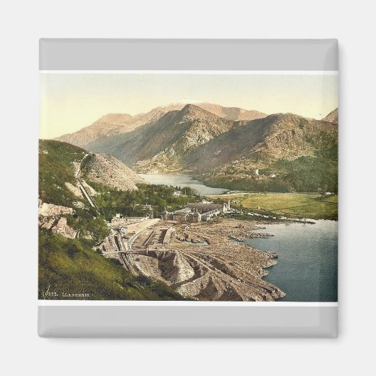 General view, Llanberis, Walesレアフォトクロム マグネット (正面)