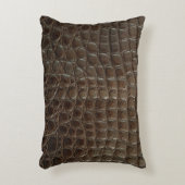 Genuine brown alligator leather, close up to show アクセントクッション (正面(垂直))
