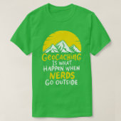 Geocaching LogsコンテナGPS Outr Geocaching Tシャツ (デザイン正面)