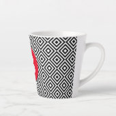 Geometric Black and White Pattern Red Monogram カフェラテマグ (右)