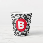 Geometric Black and White Pattern Red Monogram カフェラテマグ (正面)