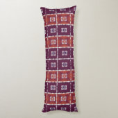 Geometric Ethnic Pattern Body Pillow – Burgundy Re ボディピロー (裏面 (縦))