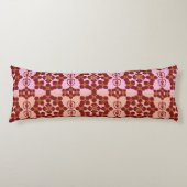 Geometric Ethnic Pattern Body Pillow – Burgundy Re ボディピロー (正面)