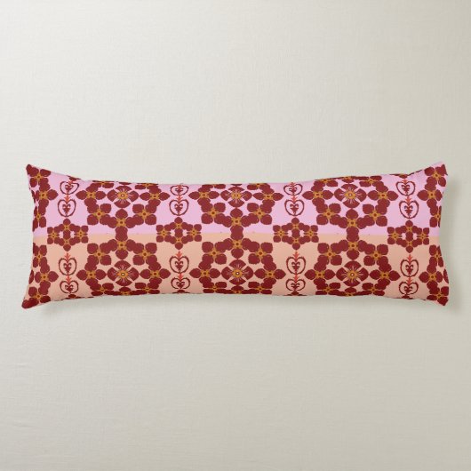 Geometric Ethnic Pattern Body Pillow – Burgundy Re ボディピロー (正面)