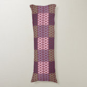 Geometric Ethnic Pattern Body Pillow – Burgundy Re ボディピロー (正面縦)
