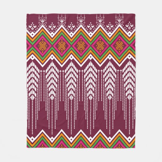 Geometric ethnic pattern traditional background, v フリースブランケット (正面)
