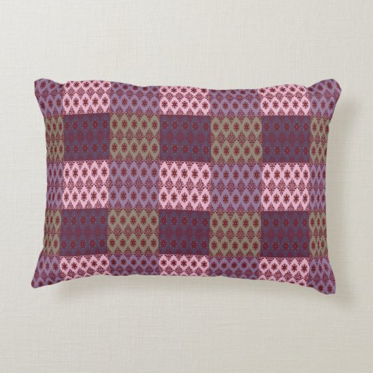 Geometric Patchwork Throw Pillow – Modern Purple C アクセントクッション (裏面)
