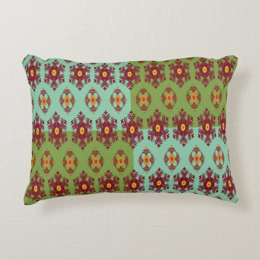 Geometric Patchwork Throw Pillow – Modern Purple C アクセントクッション (正面)