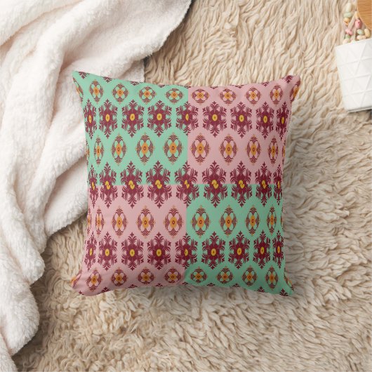 Geometric Patchwork Throw Pillow – Modern Purple C クッション (ブランケット)